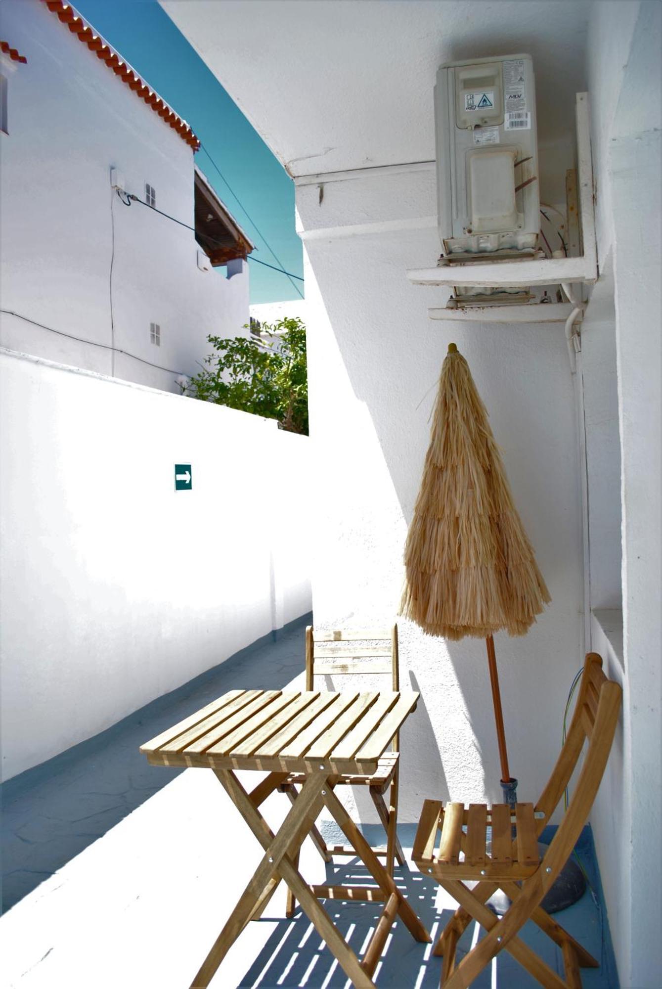 Es Cana Jacaranda Apartments & Studios מראה חיצוני תמונה