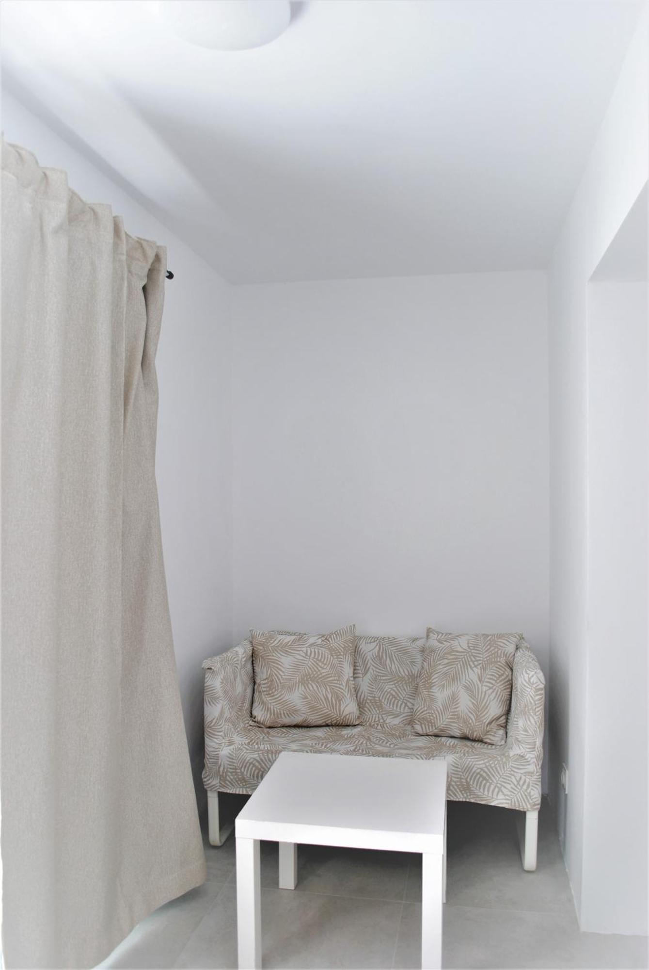 Es Cana Jacaranda Apartments & Studios מראה חיצוני תמונה